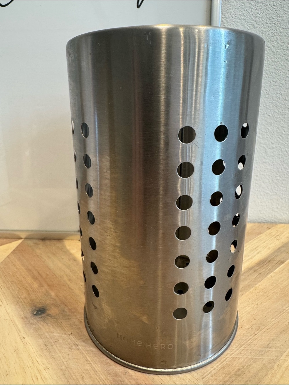 ❤️ $1 CLOSET SALE ! •10/$10 •💋
Stainless Steel Utensil Holder - Picture 2 of 7